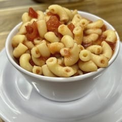 Mac & Tomatoes.